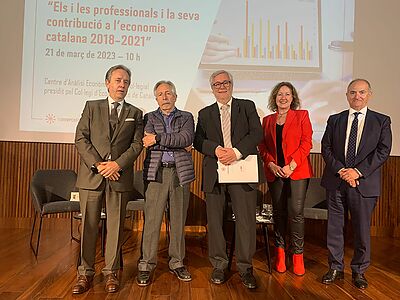 Els i les professionals i la seva contribució en l'economia catalana 2018-2021