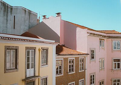 Els ajuntaments gironins, entre la cautela i la satisfacció amb la nova normativa de pisos turístics